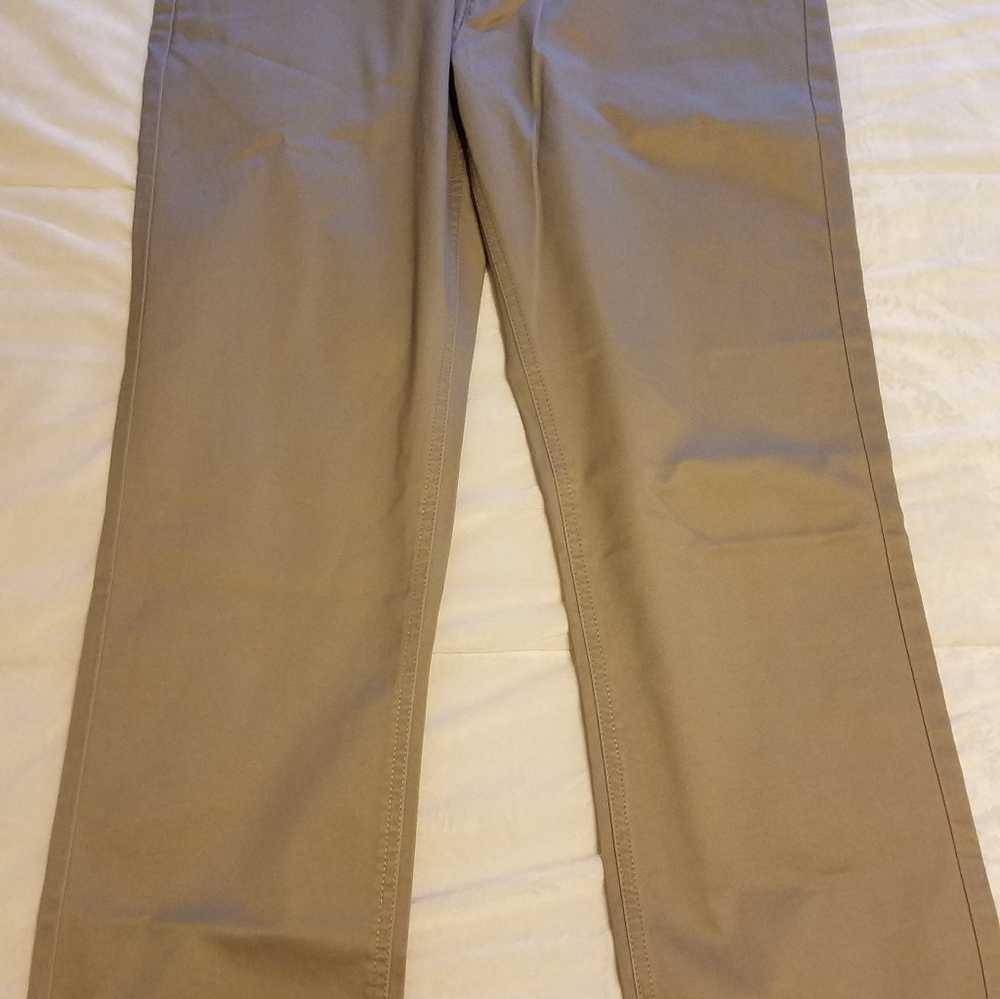 Levi's 541 Khaki Pants